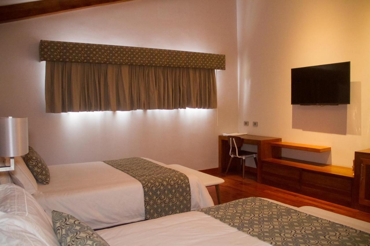 Los Brezos Hotel Boutique Volcán Buitenkant foto