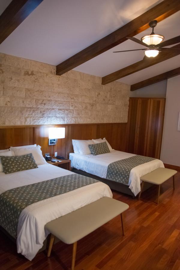 Los Brezos Hotel Boutique Volcán Buitenkant foto